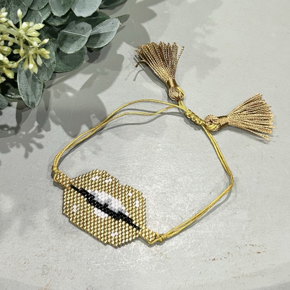 Seed Bead Lips - Mouth - Adjustable Tie & Tassel Bracelet NEW Gold Colored‎